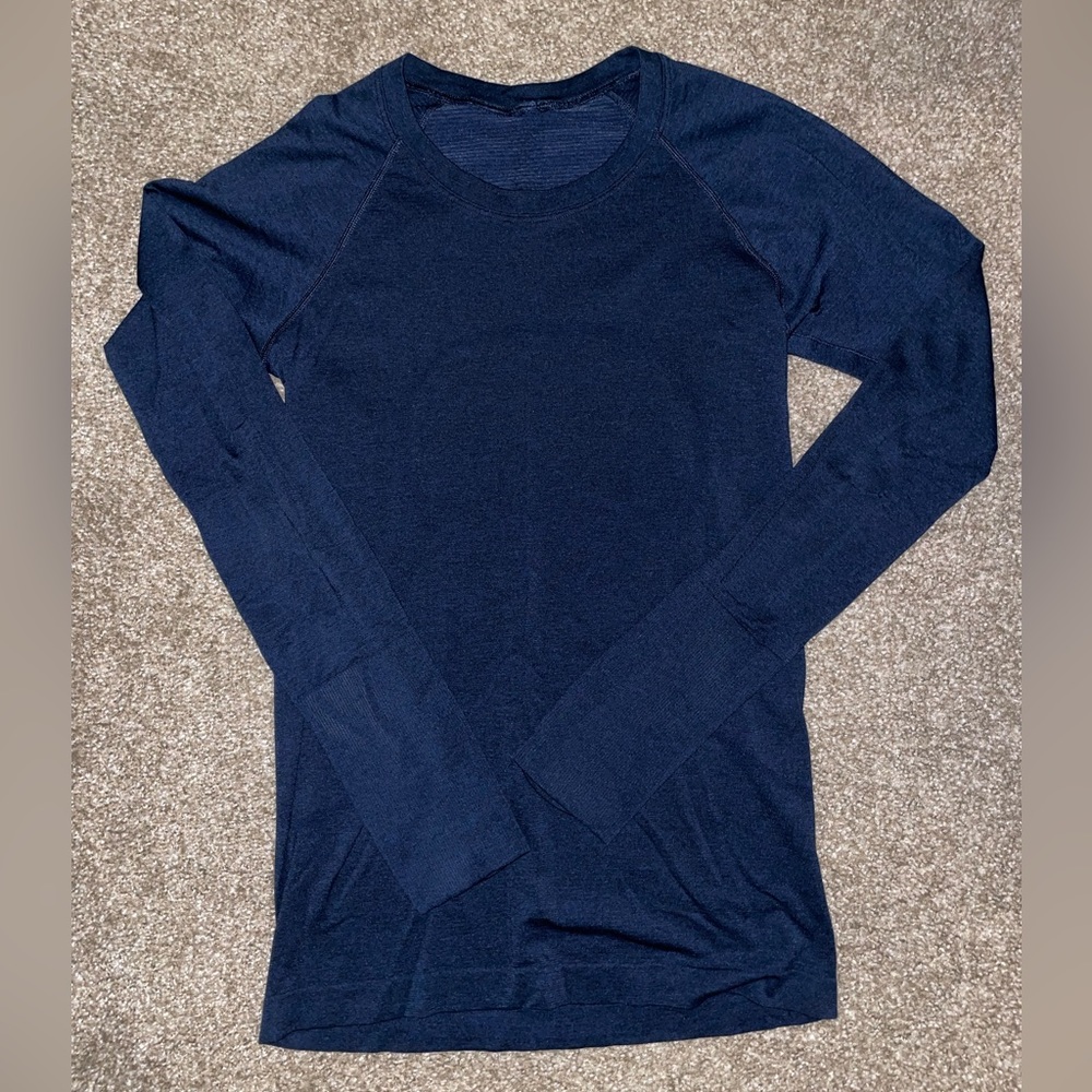 Lululemon Run Swiftly Long Sleeve (size 4)
